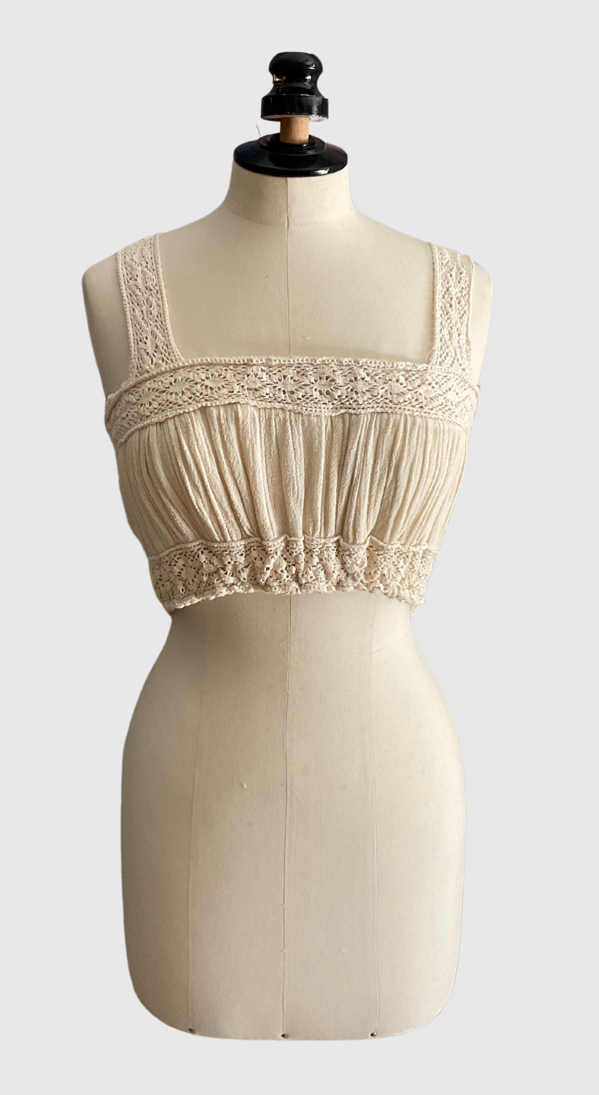 Victoria Top